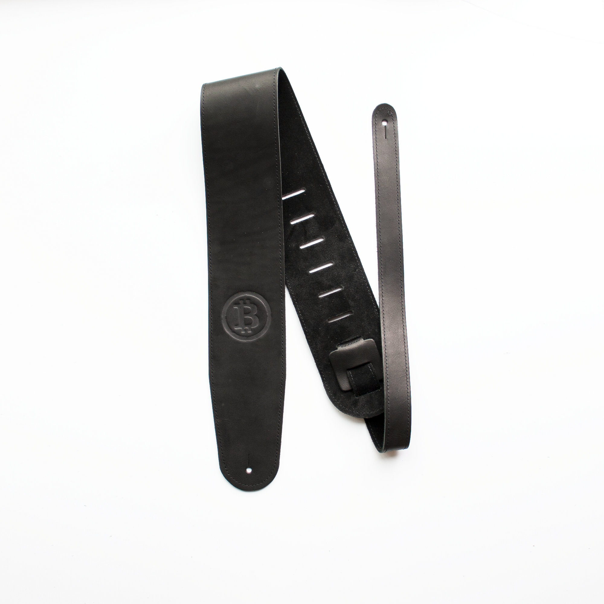 Designing Your Dream Leather Guitar Strap