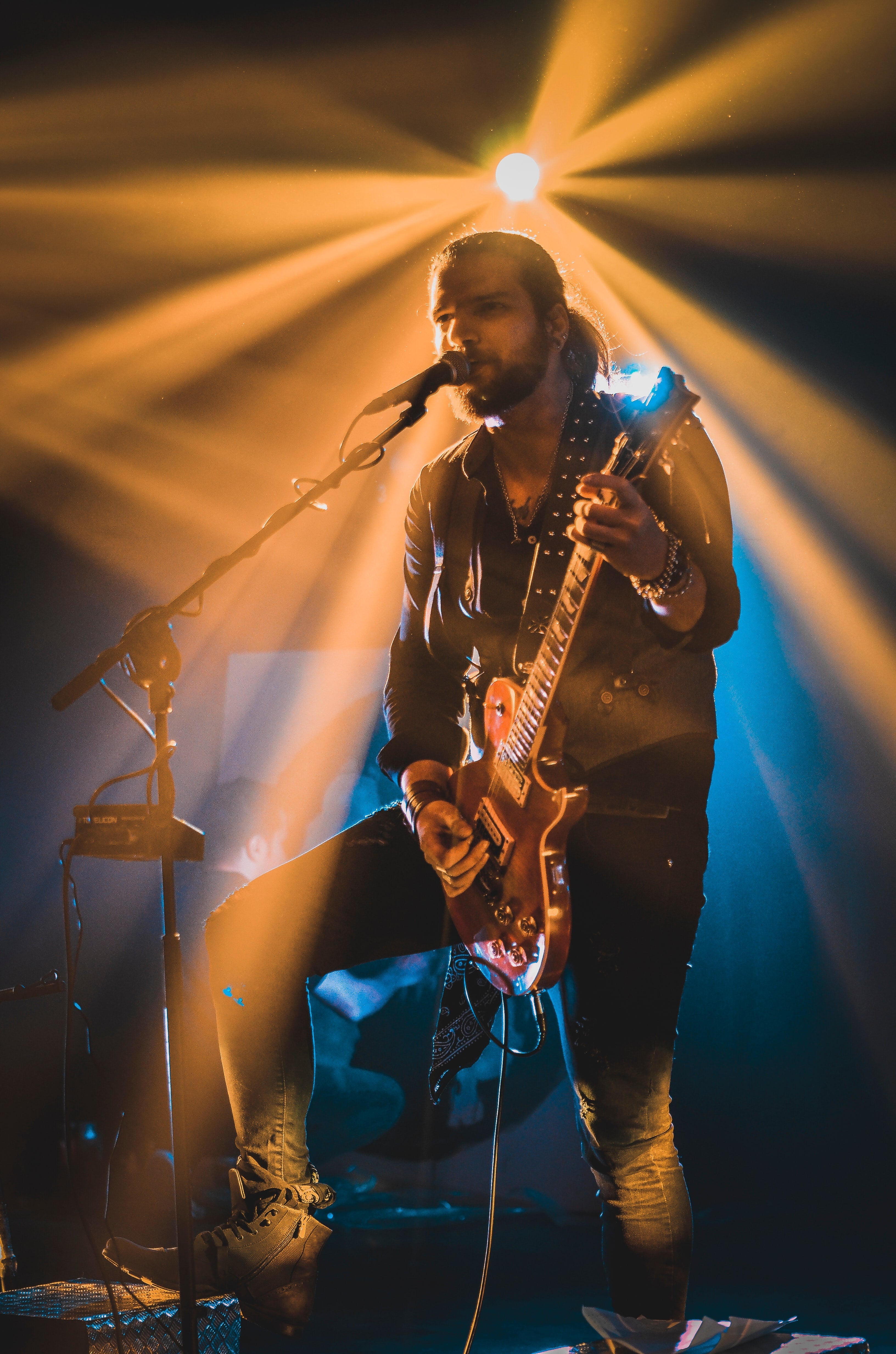 How to Buy Cool Guitar Straps - StrapGraphics